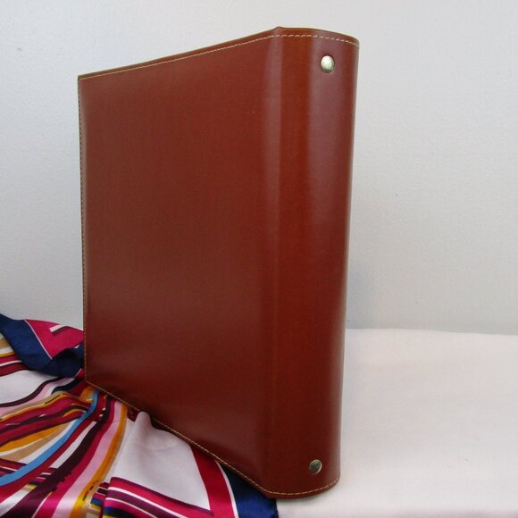 Bindertek Premium Leather 3-Ring Binder/Photo Album - 4th of 8 - Picture 4 of 8